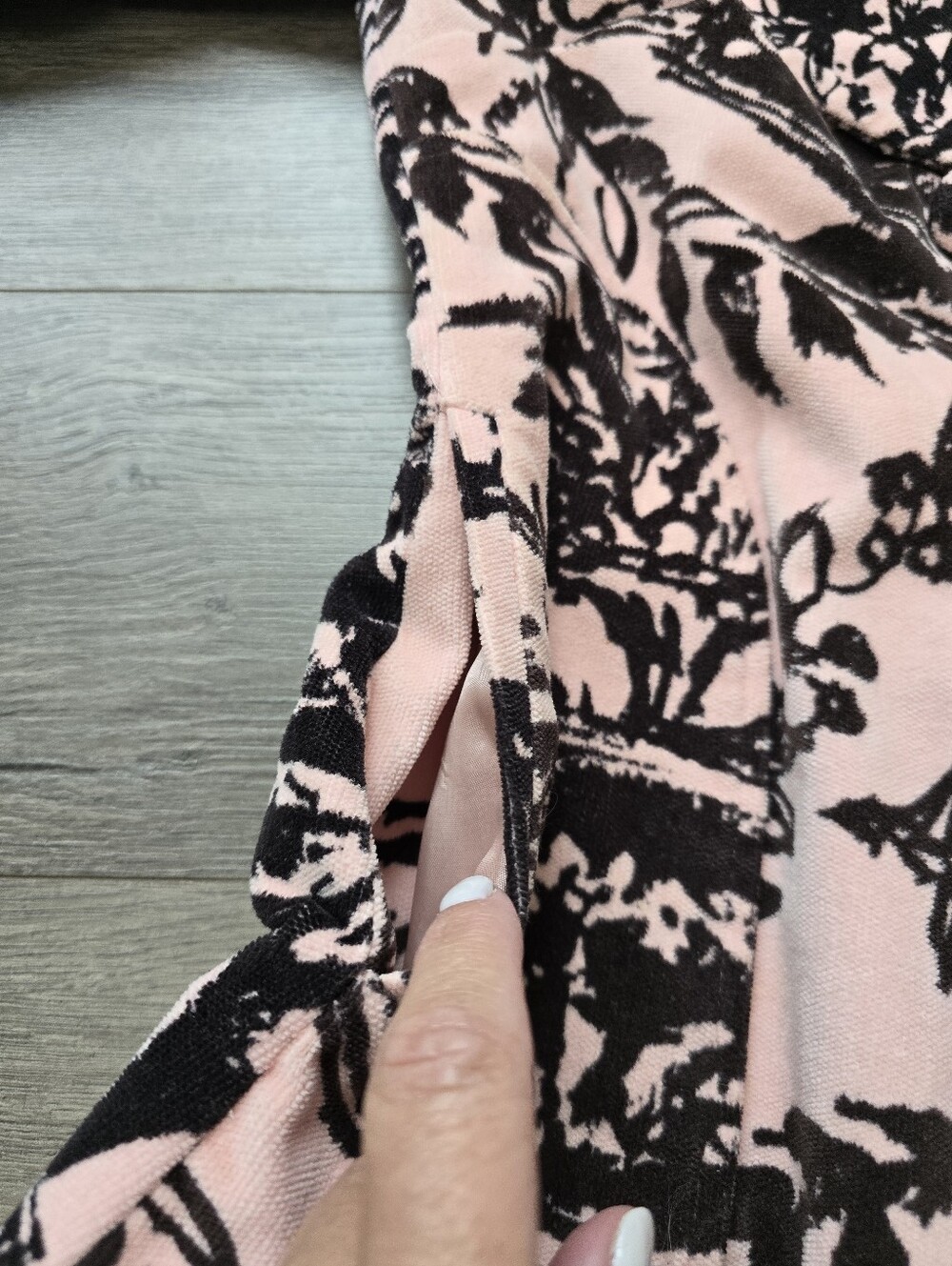 Odille for Anthropologie pink and dark brown velvet blazer Jacket Size 4 - Picture 5 of 9